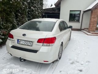 Subaru Legacy 2.0R Trend - 1