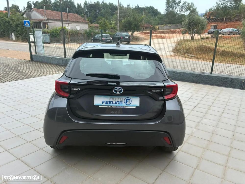 Toyota Yaris - 8
