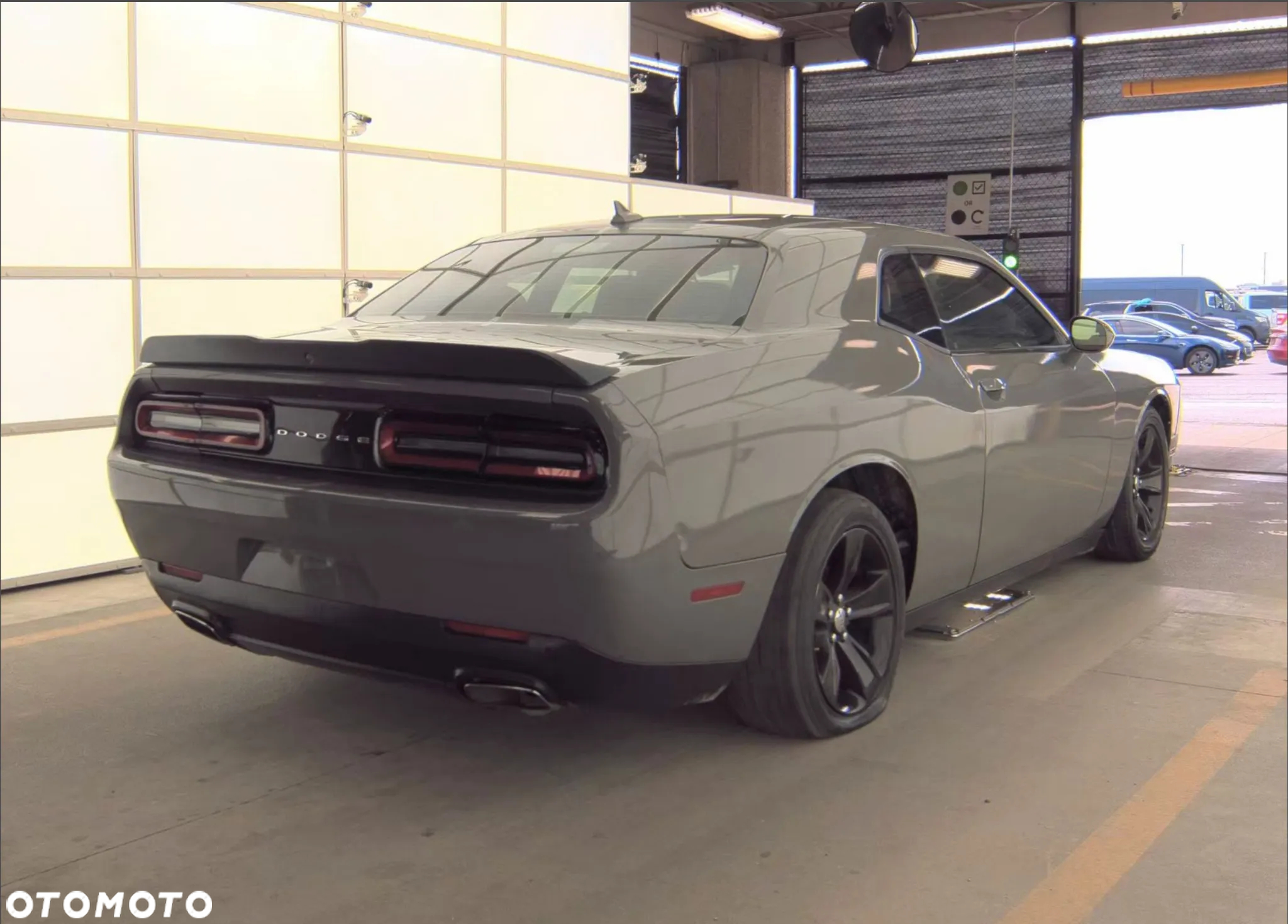Dodge Challenger Automatik SXT Plus - 4