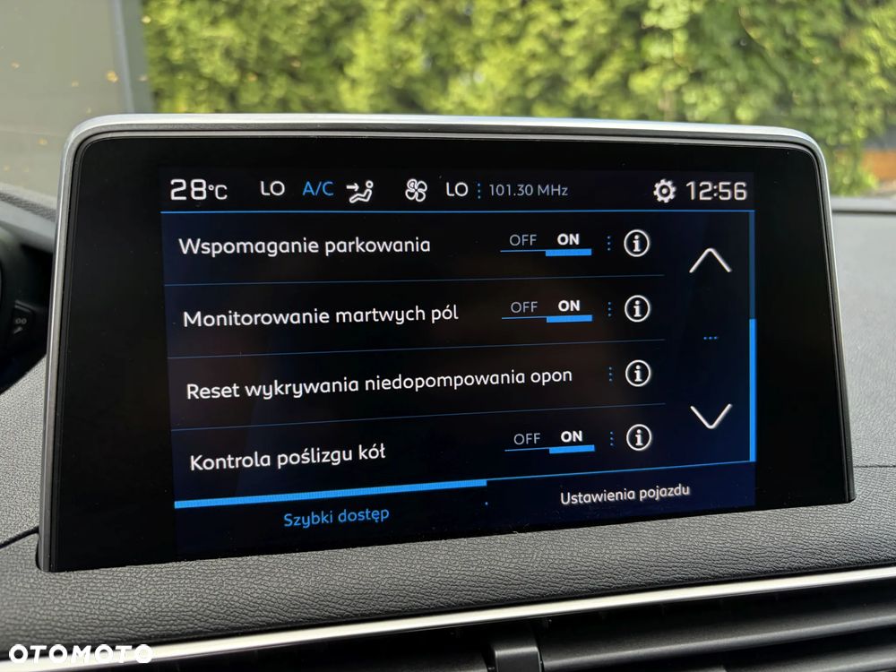 Peugeot 5008 1.6 PureTech Allure S&S EAT8 - 27