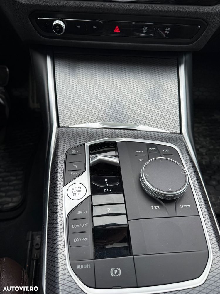 BMW Seria 3 330i Aut. - 16