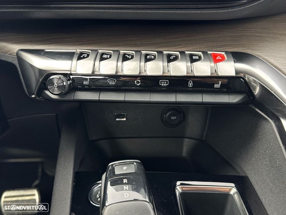 Peugeot 3008 1.2 PureTech GT EAT8 - 19