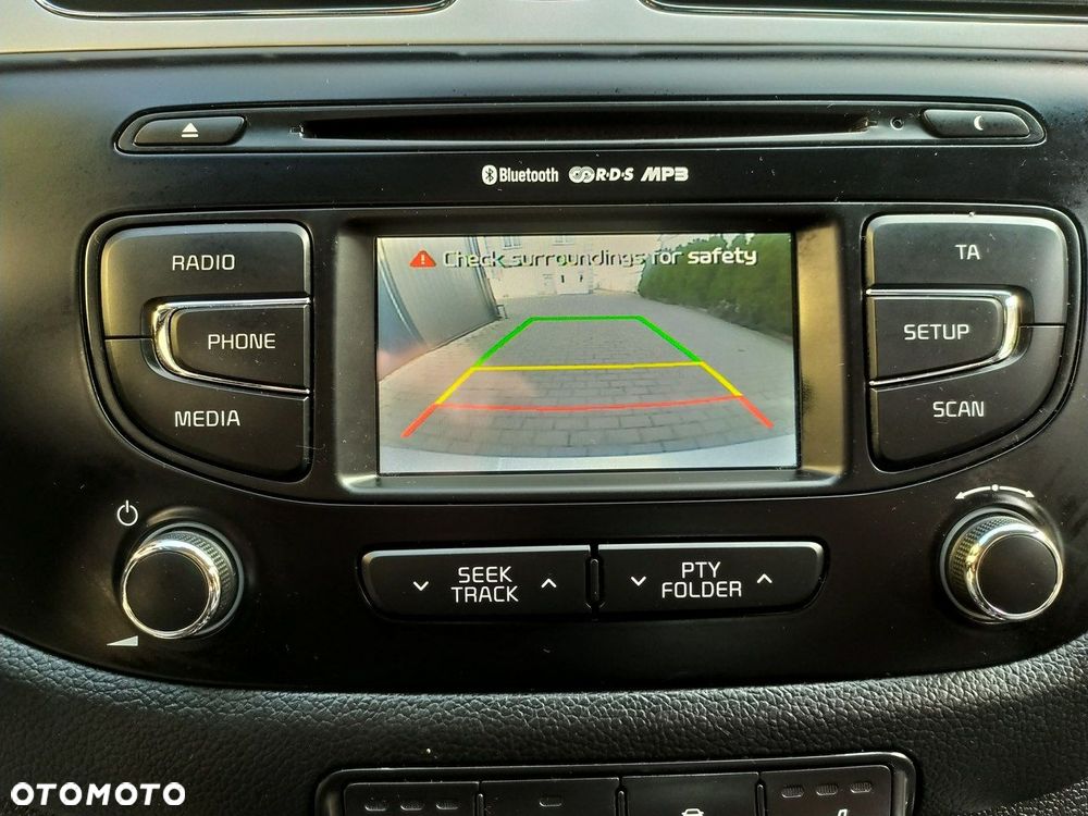 Kia Ceed 1.6 GDI ISG Dream-Team Edition - 19