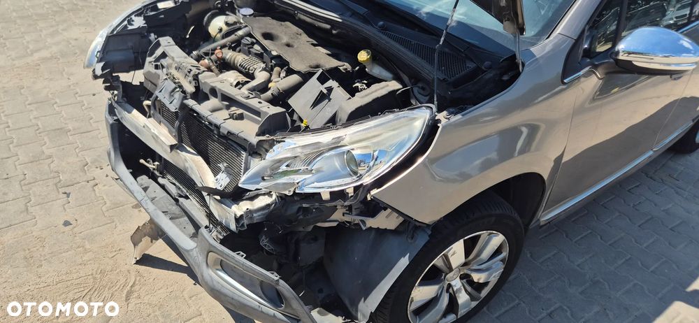 Peugeot 2008 - 16