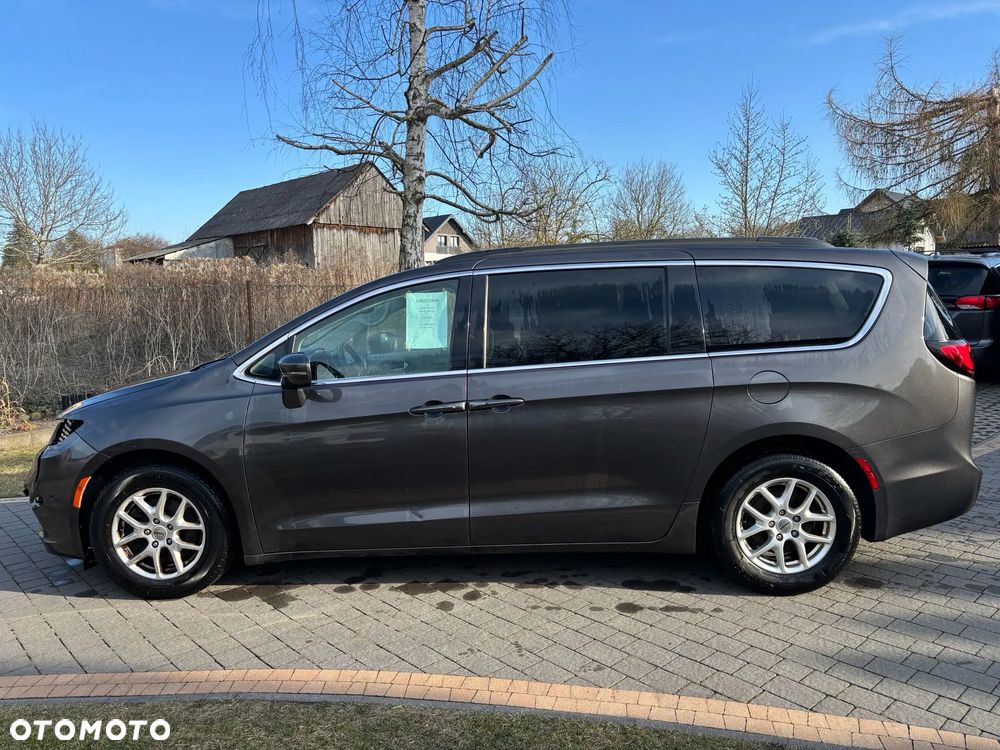 Chrysler Pacifica - 13
