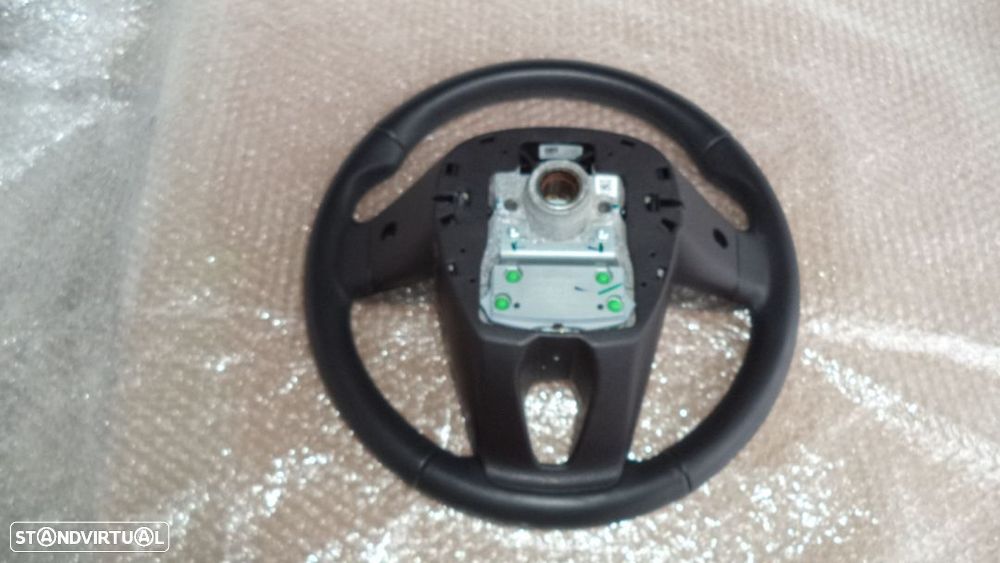 Volante KIA CEED com comandos ano 2020 - 5