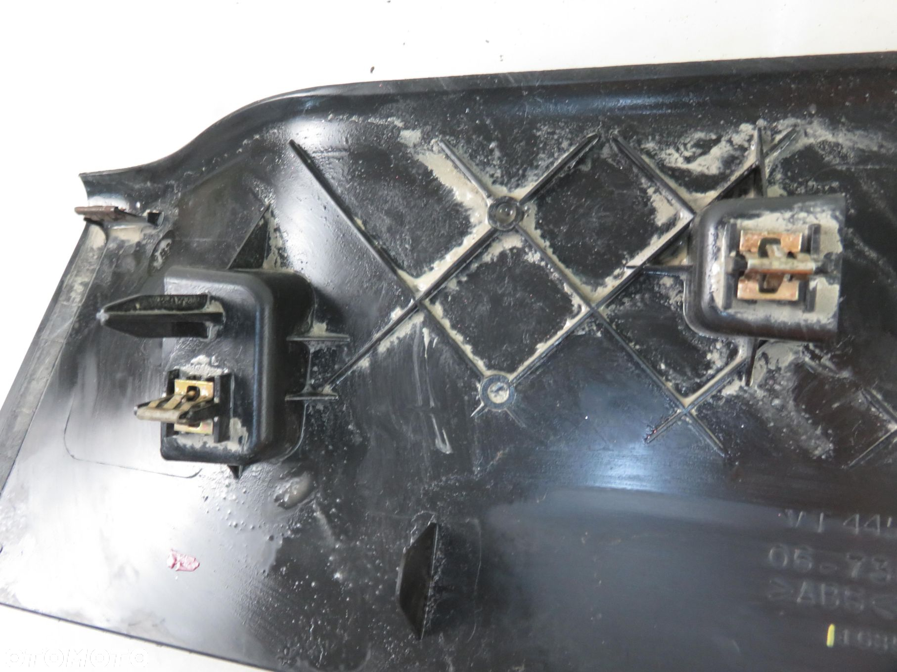LISTWA SŁUPKA PRAWA HUMMER H2 10358725 - 3