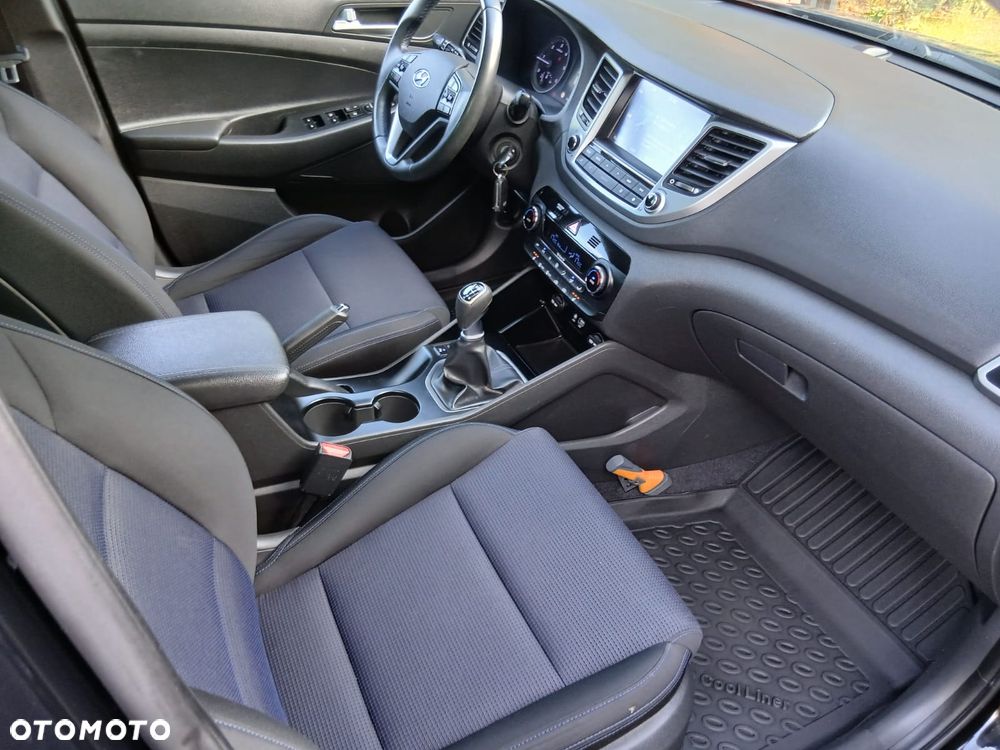 Hyundai Tucson blue 1.7 CRDi 2WD Classic - 35