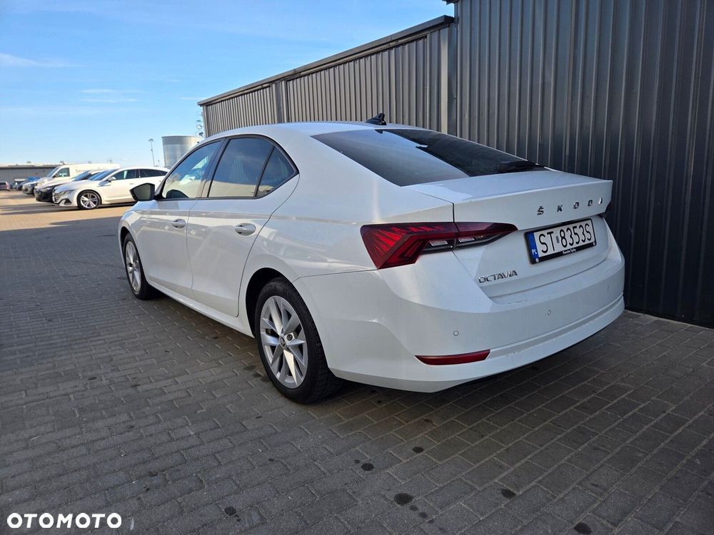 Skoda Octavia 1.5 TSI GPF ACT Ambition - 2