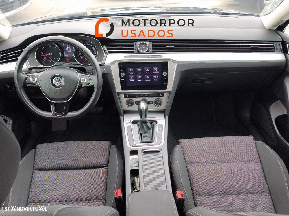 VW Passat Variant 2.0 TDI Confortline DSG - 9