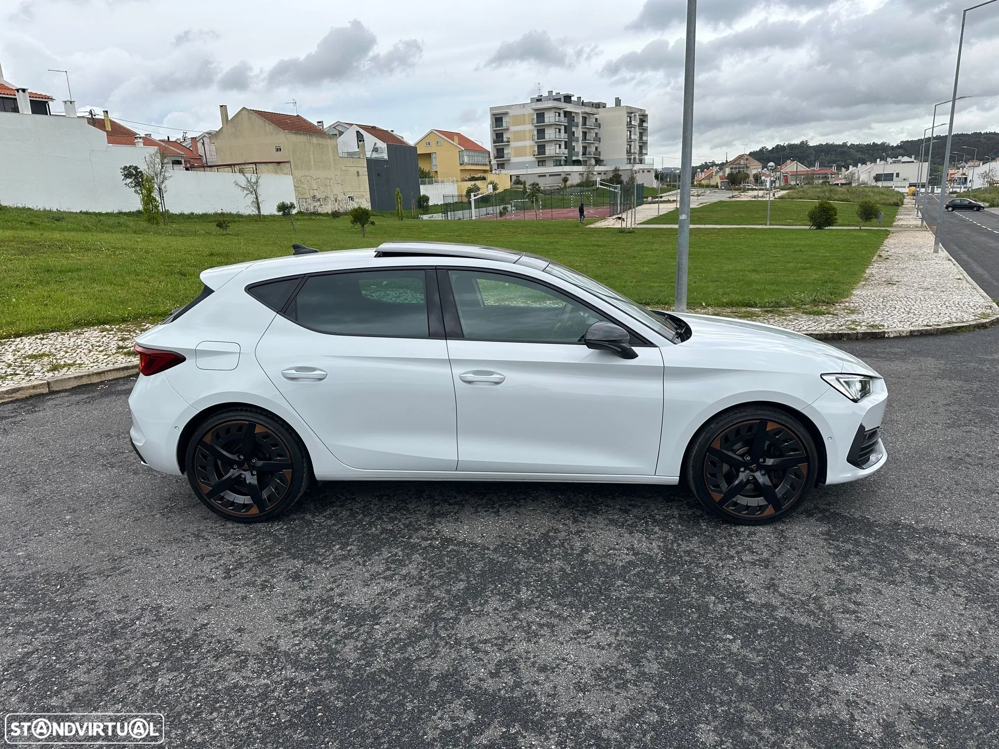 Cupra Leon 1.4 e-Hybrid VZ DSG - 8