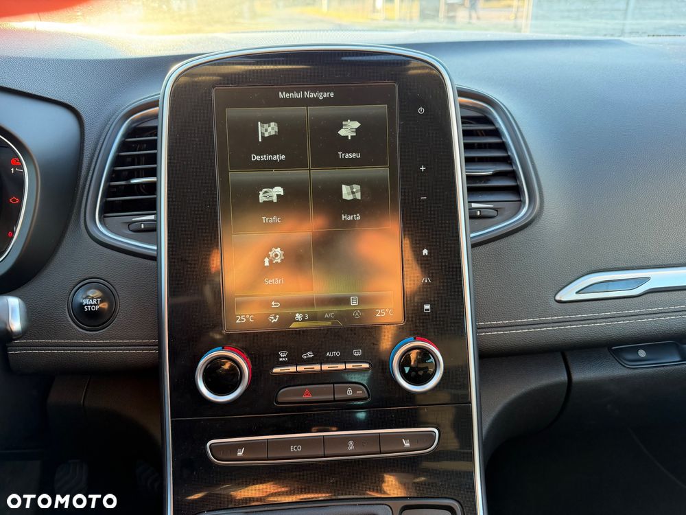 Renault Grand Scenic Gr 1.6 dCi Energy Bose EU6 - 12