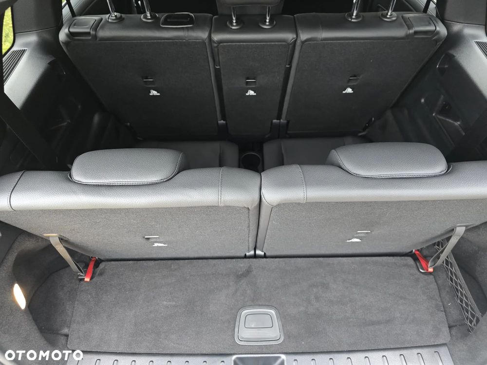 Mercedes-Benz GLB 250 Progressive 8G-DCT - 17