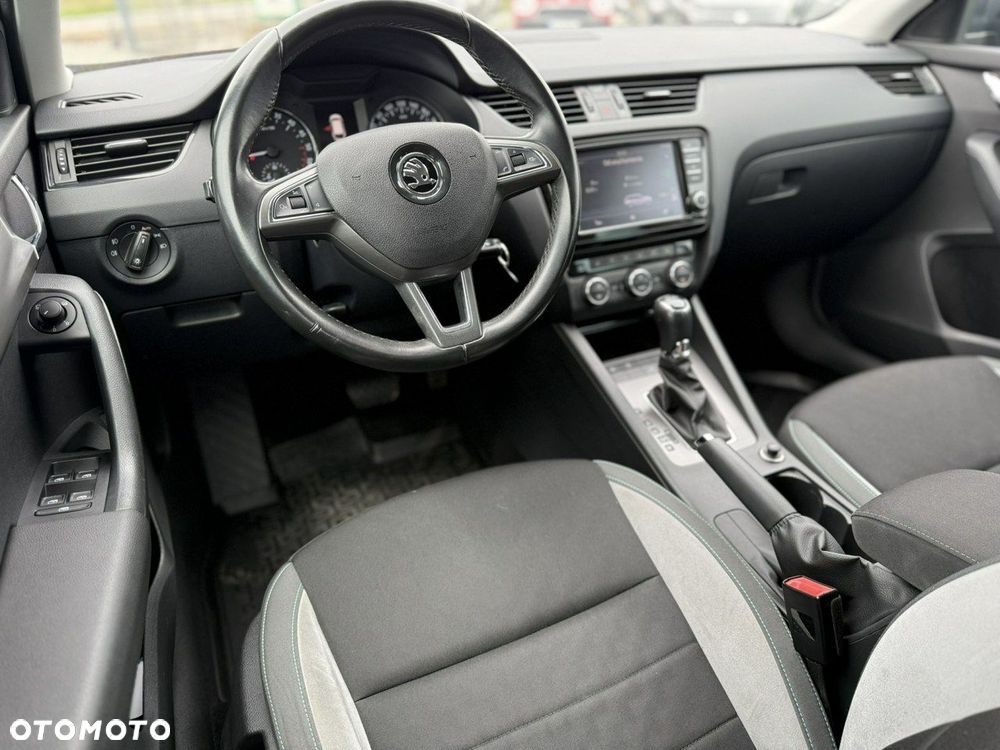 Skoda Octavia Combi 2.0 TDI (Green tec) DSG Joy - 17