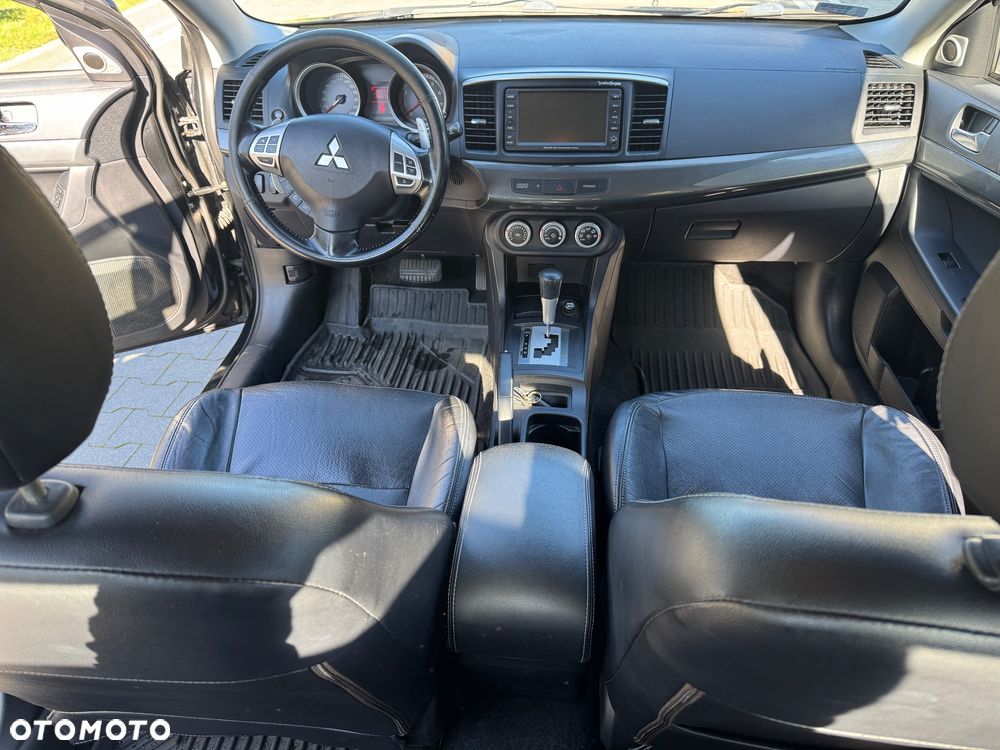 Mitsubishi Lancer 1.8 Instyle NAVI CVT - 14