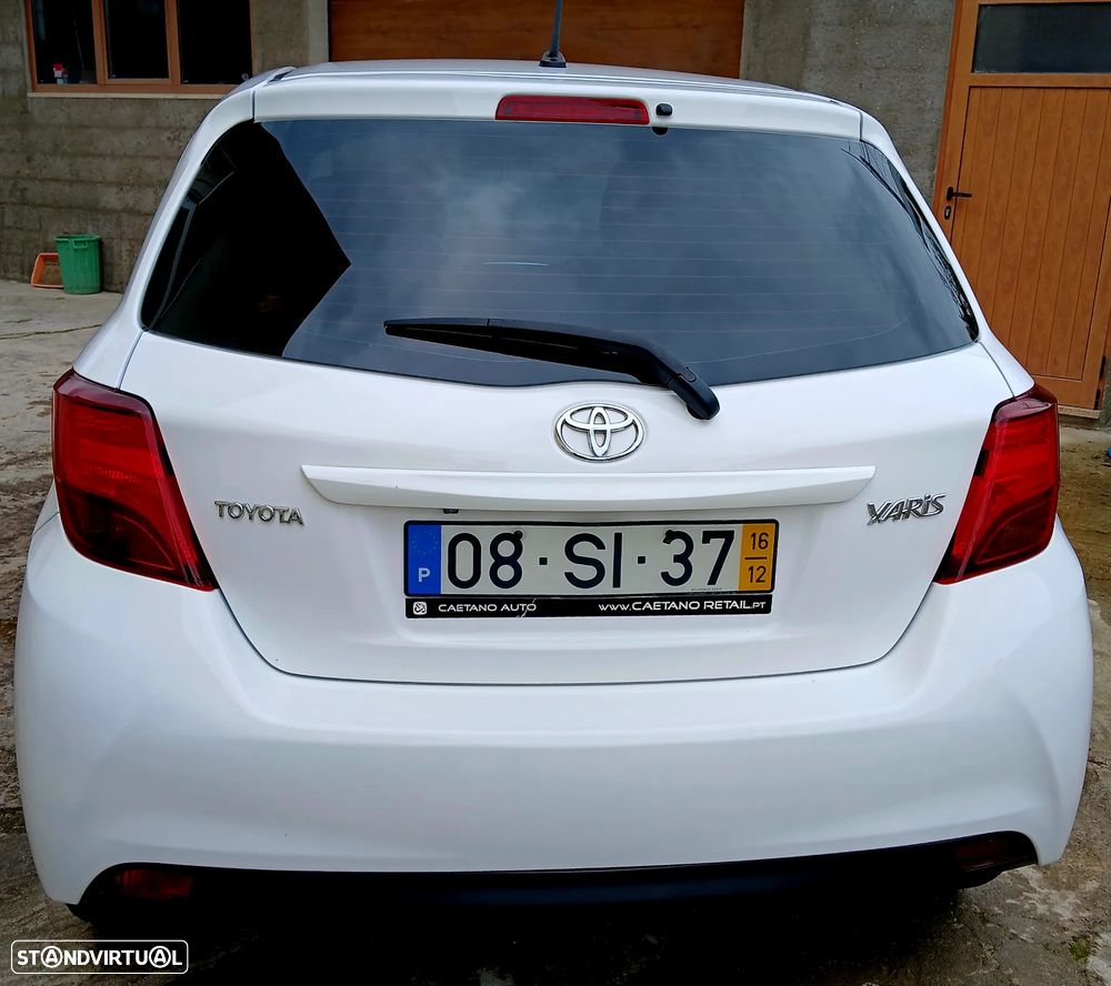 Toyota Yaris 1.4 D-4D Comfort+P.Style - 4