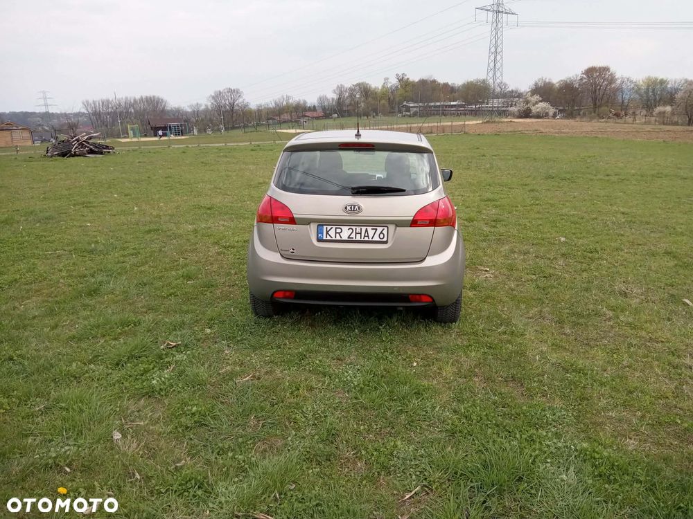 Kia Venga 1.4 S - 6
