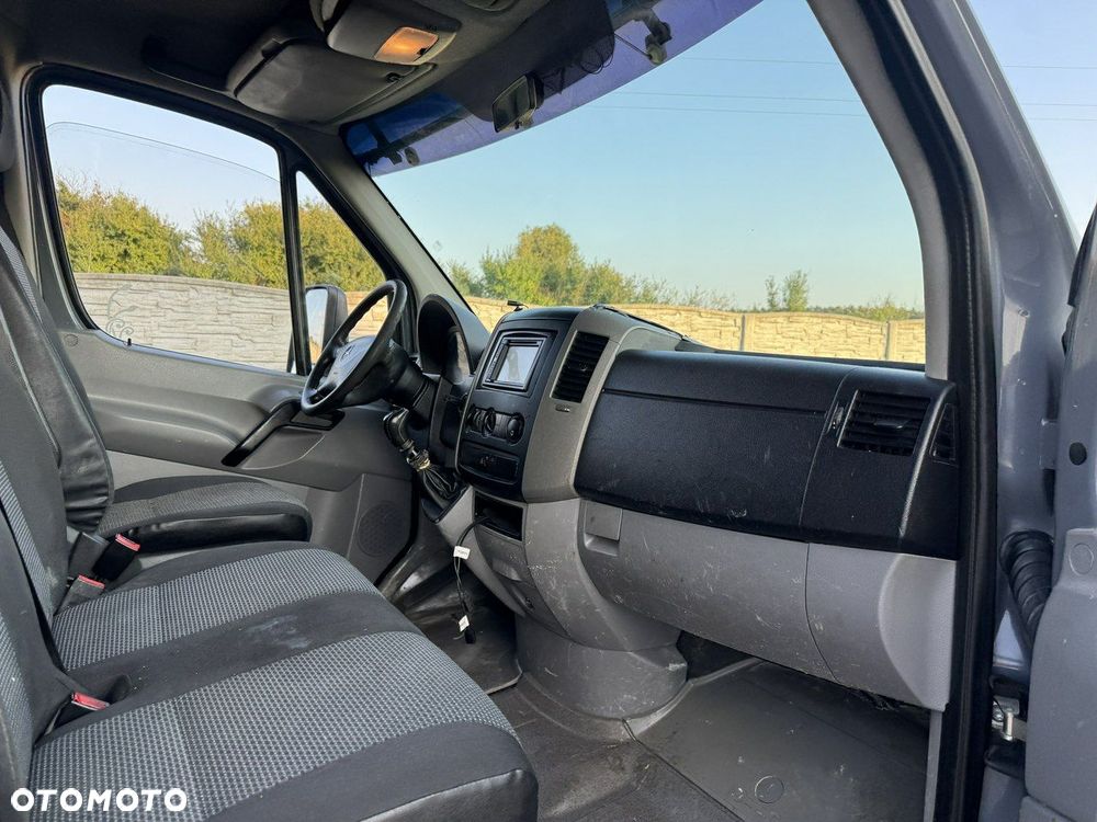 Mercedes-Benz Sprinter - 10