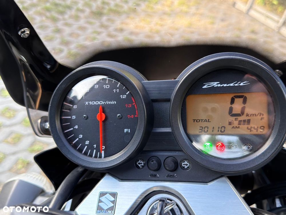 Suzuki Bandit - 9