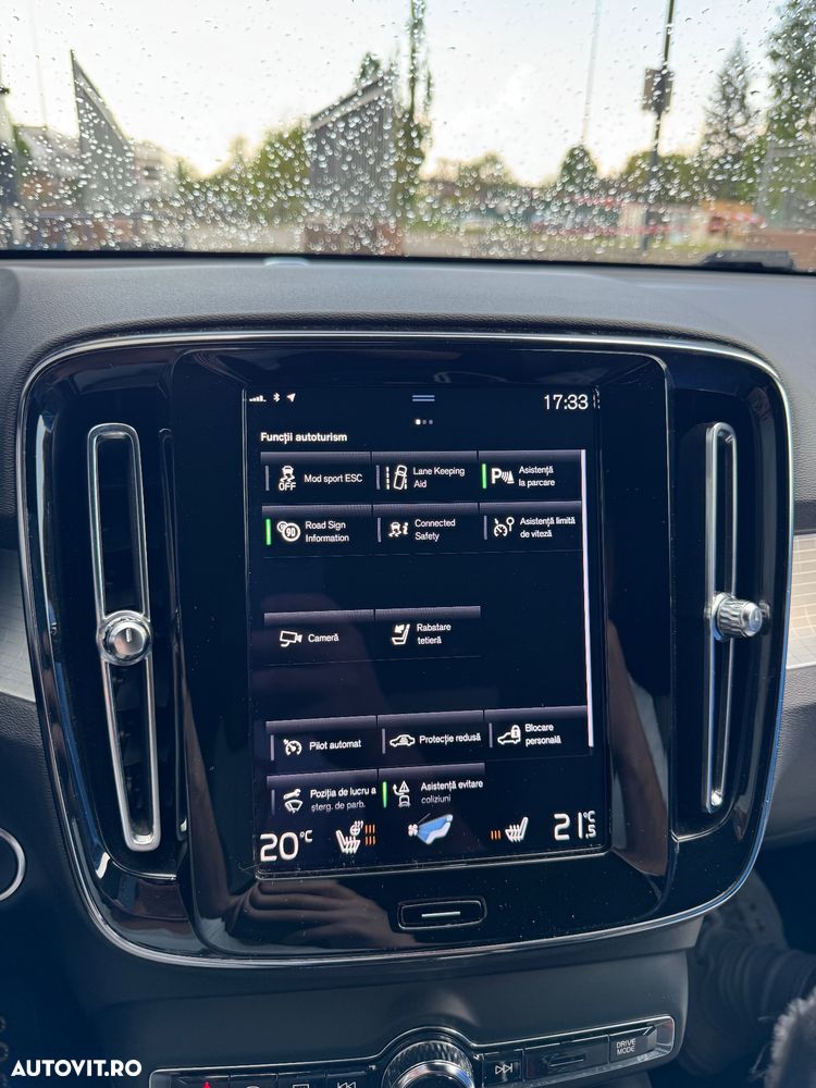 Volvo XC 40 B4 B Geartronic Momentum Pro - 14