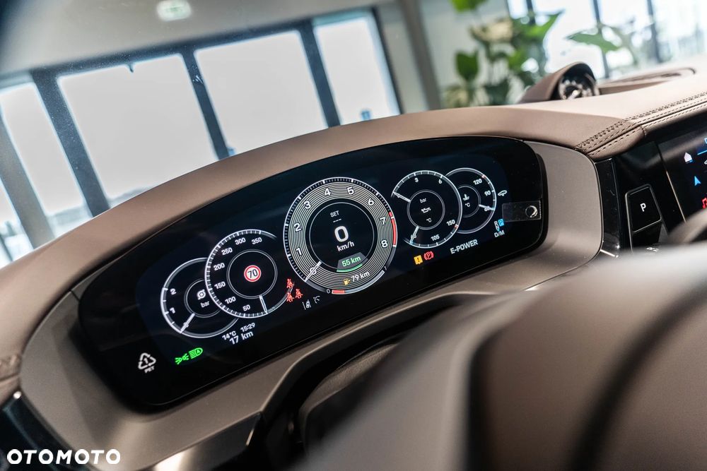 Porsche Panamera Turbo E-Hybrid PHEV - 17