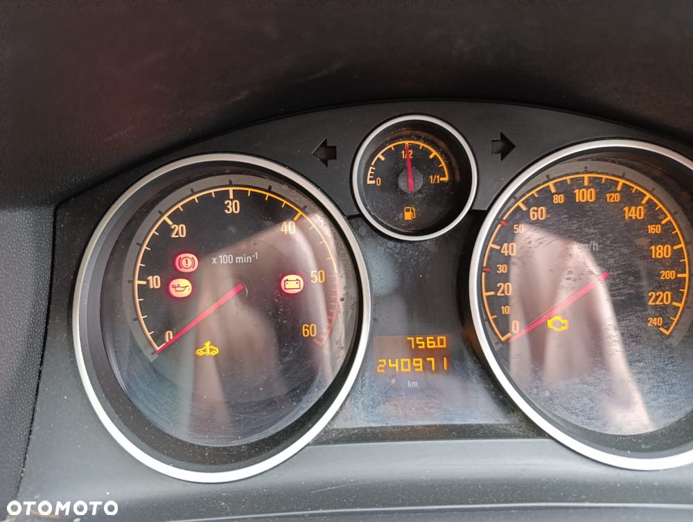 Opel Astra - 2