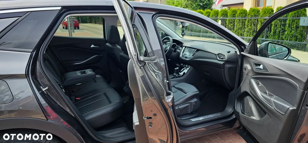 Opel Grandland X 1.6 DStart/Stop Automatik Business INNOVATION - 34