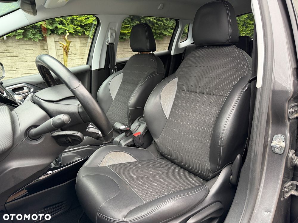 Peugeot 2008 PureTech 110 GPF Stop&Start EAT6 Allure - 14