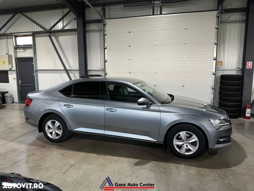 Skoda Superb 2.0 TDI 4X4 DSG Style - 38