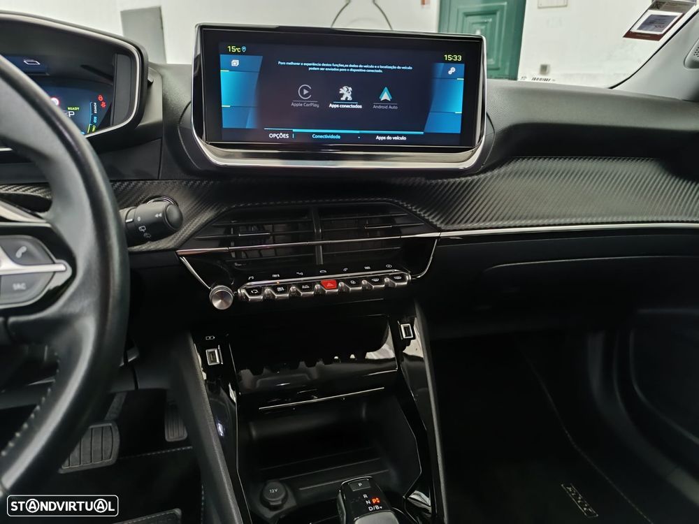 Peugeot e-2008 - 9