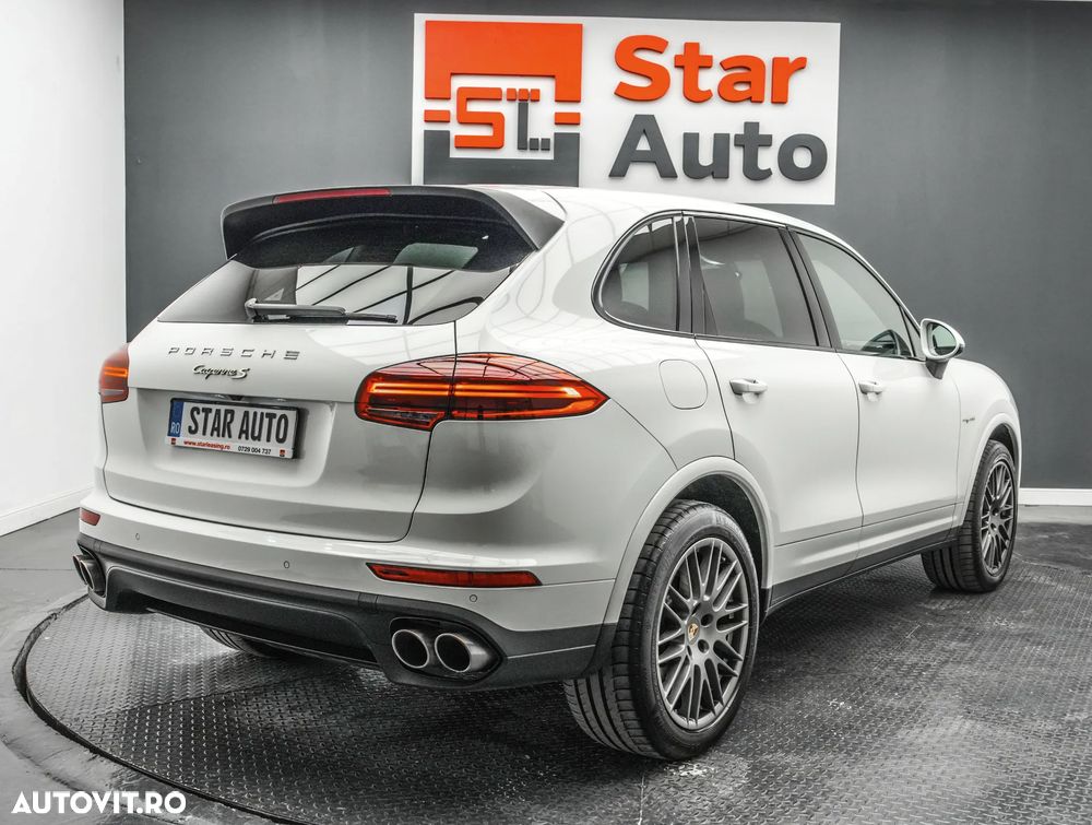 Porsche Cayenne - 6