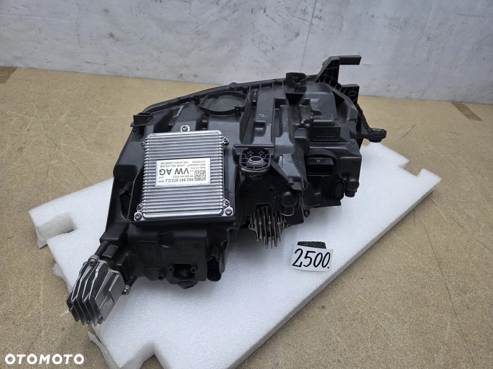 Skoda Octavia IV 20-24r 5E941016B lampa prawy przód Full Led - 12