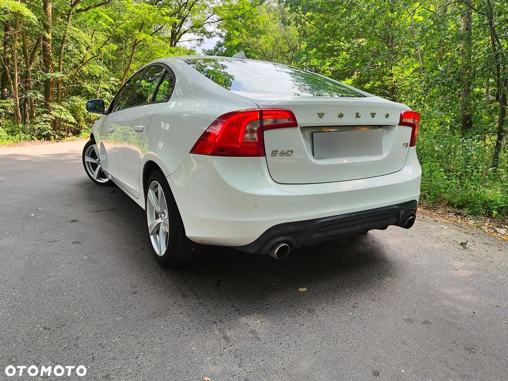 Volvo S60 T5 Drive-E Momentum - 12