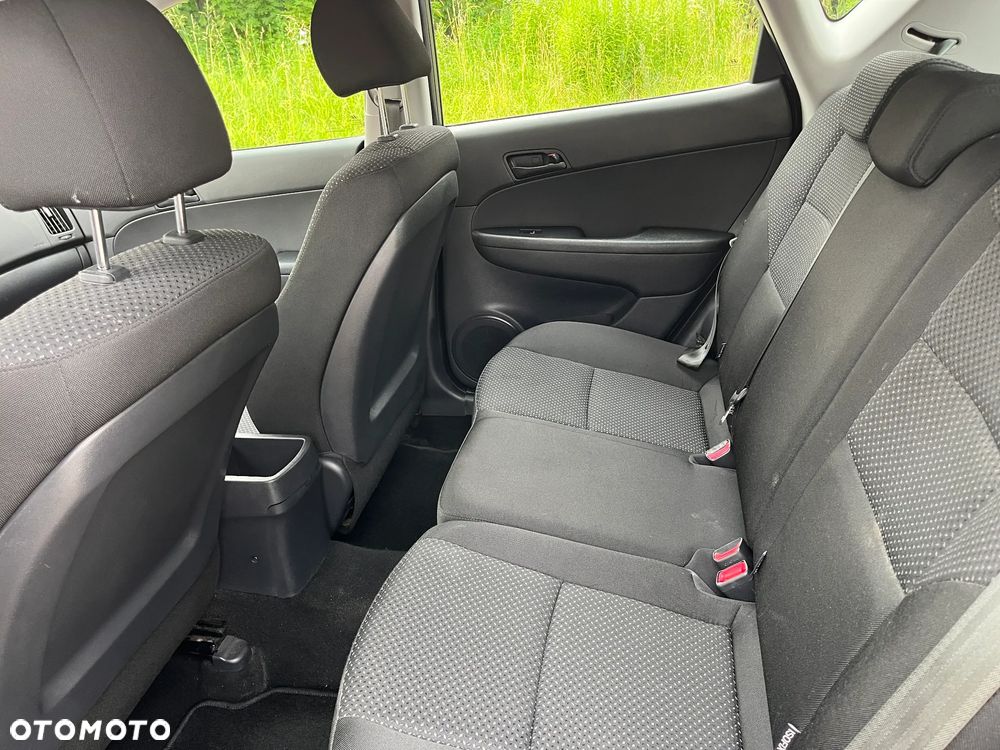 Hyundai i30 1.4 Classic + EU5 - 10