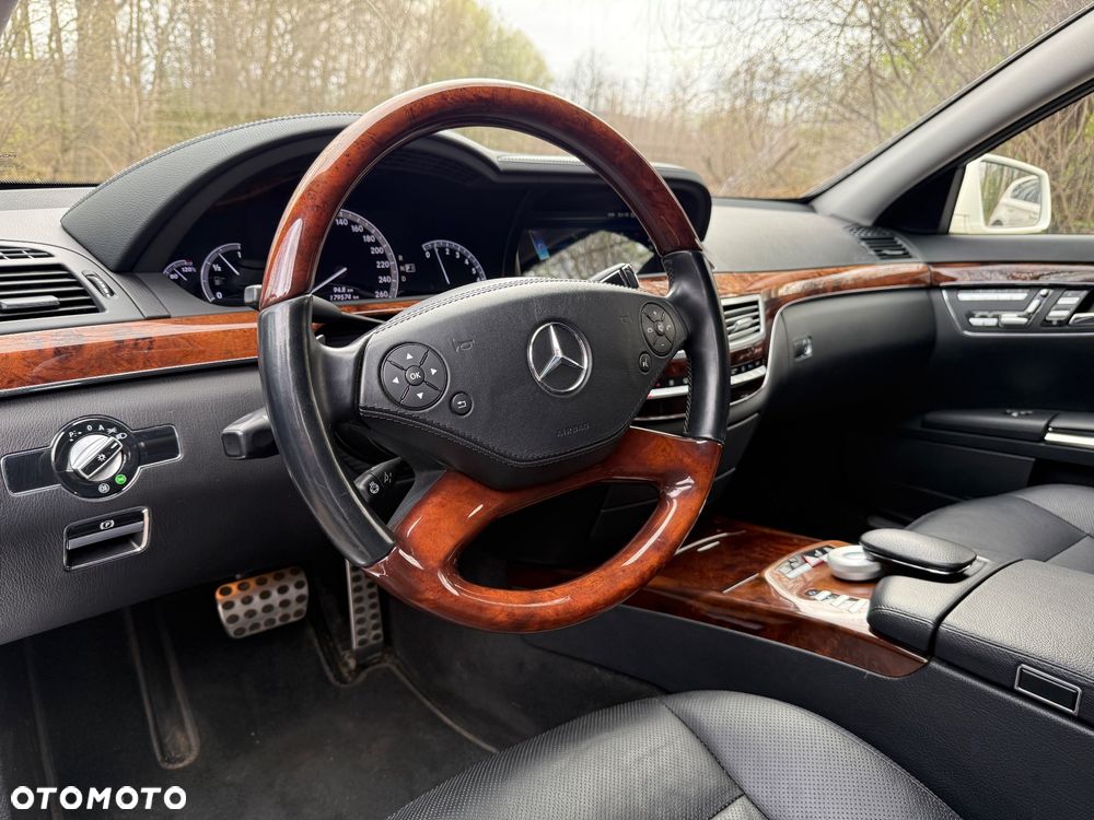 Mercedes-Benz Klasa S 500 L 4Matic BlueEFFICIENCY 7G-TRONIC - 23