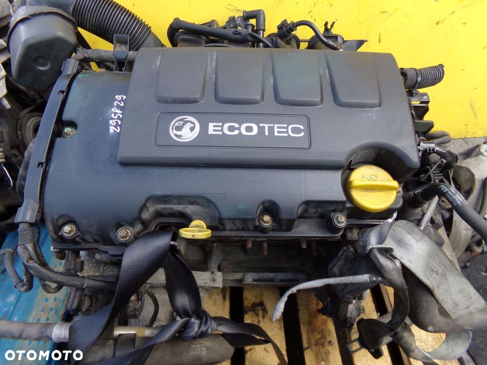 ADAM CORSA 1.2 B 14r 70KM silnik kompletny A12XEL - 1