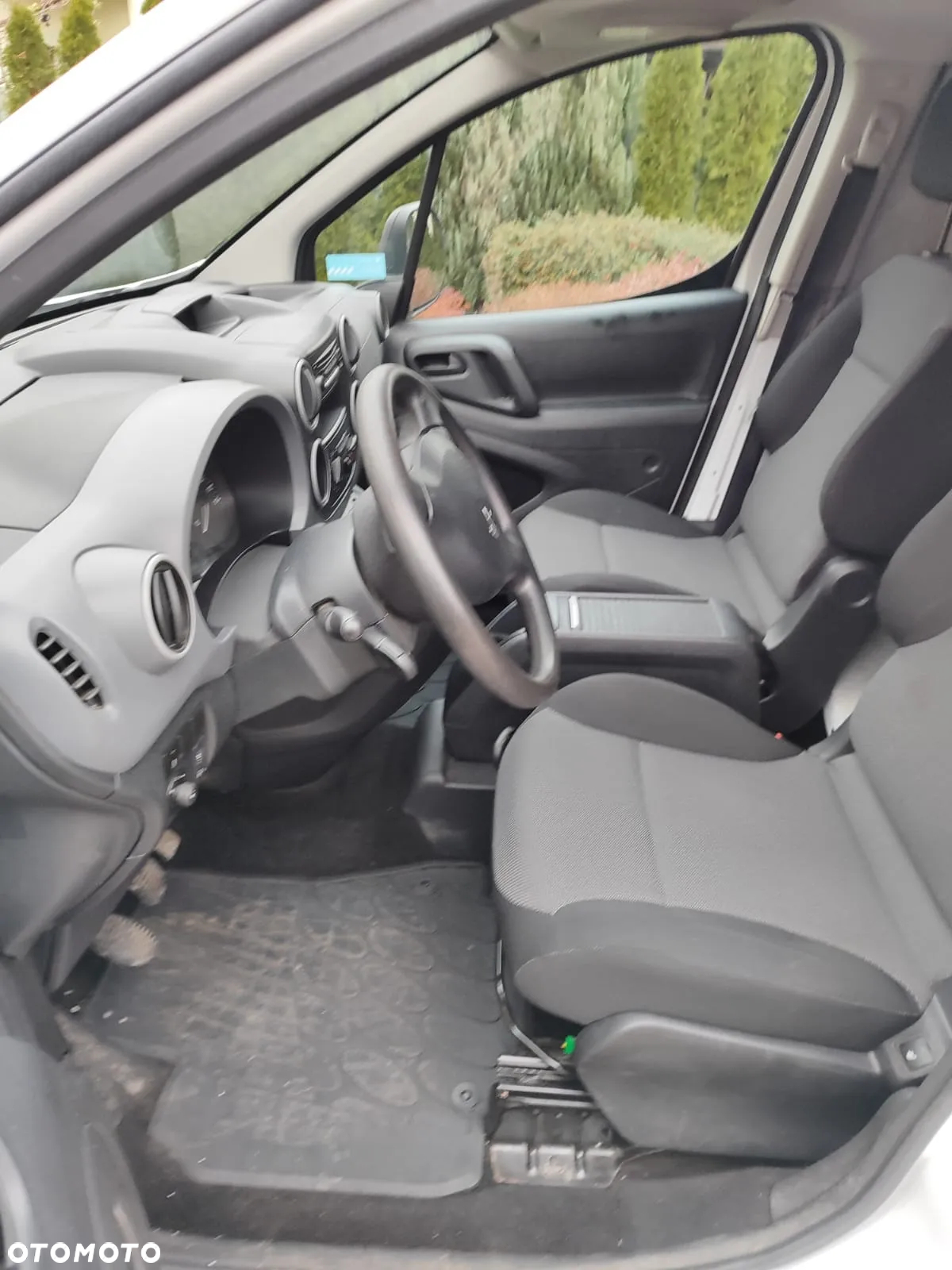 Peugeot Partner - 9
