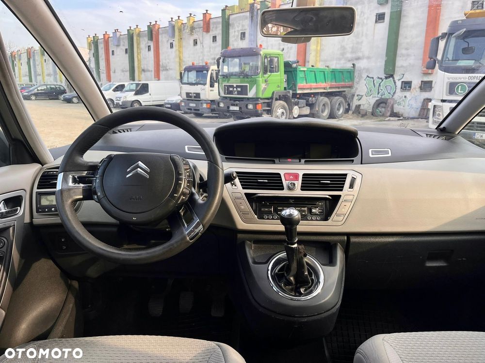 Citroën C4 Picasso - 19