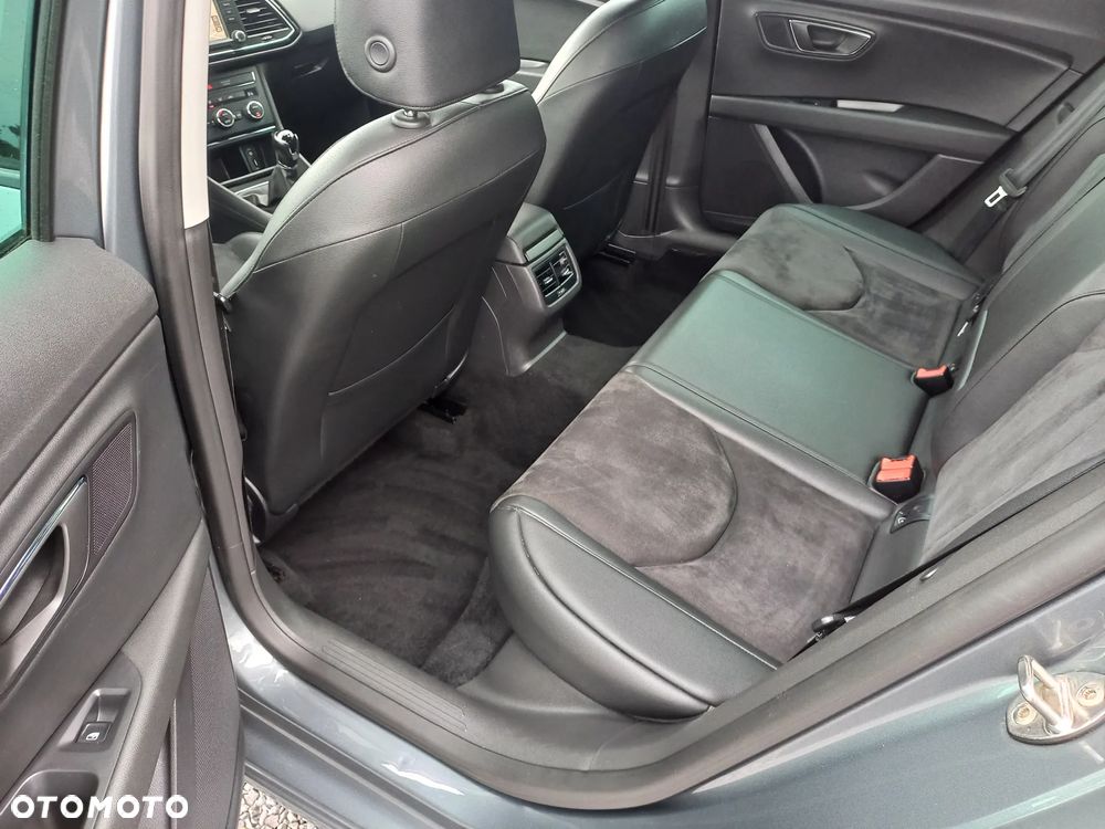 Seat Leon 1.6 TDI ECOMOTIVE Style - 16