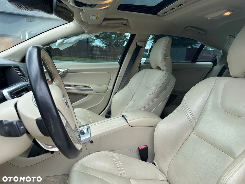 Volvo S60 - 23