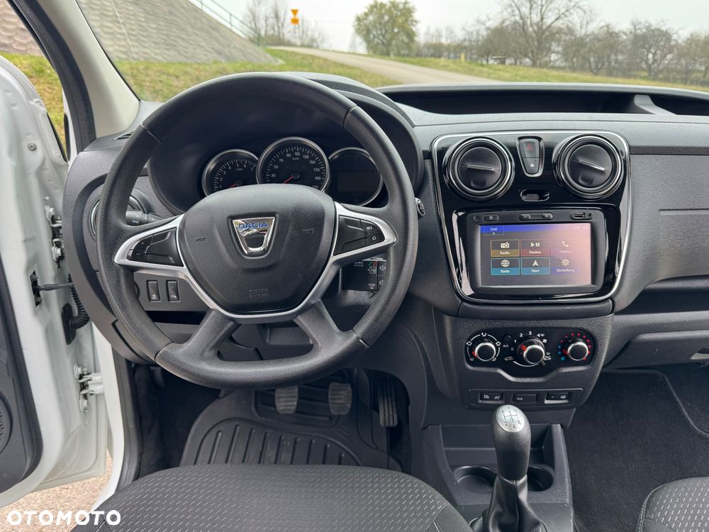 Dacia Dokker dCi 90 Laureate - 32