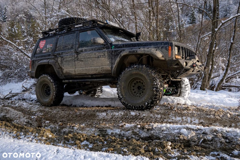 Jeep Cherokee 4.0 Limited - 11