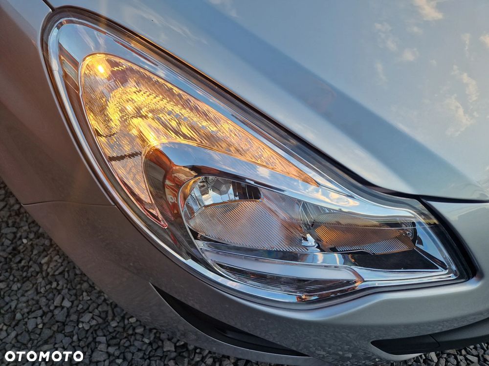 Opel Corsa 1.2 16V Essentia S&S - 35