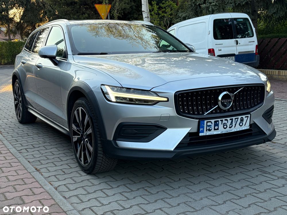 Volvo V60 Cross Country D4 AWD Geartronic Pro - 13