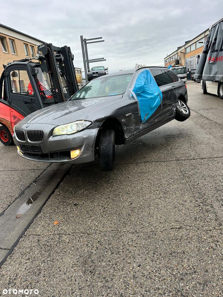 BMW Seria 5 520d BluePerformance - 15