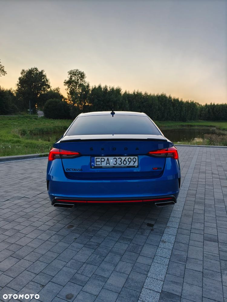 Skoda Octavia 2.0 TDI RS DSG - 5