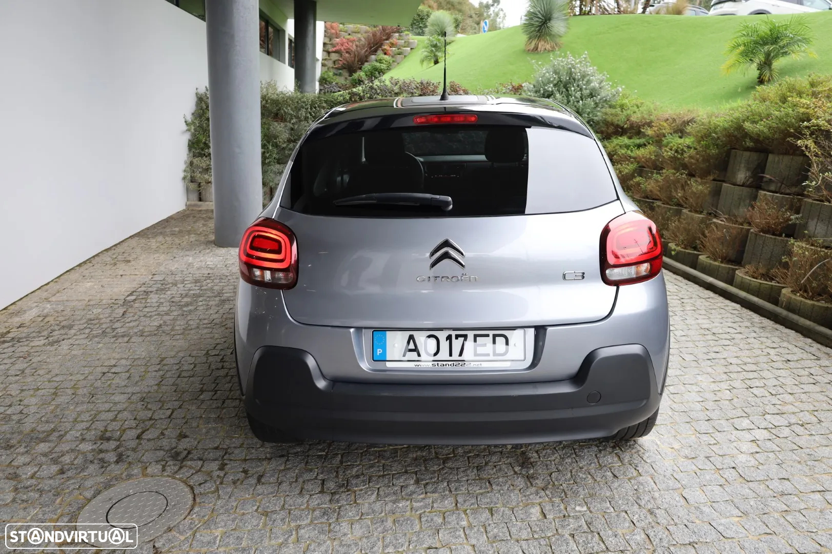 Citroën C3 1.2 PureTech C-Series - 12