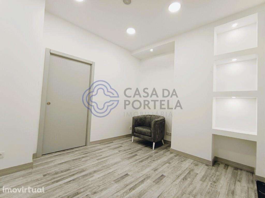 Loja Remodelada para Venda – Galerias Comerciais Paris, São Cosme, - Grande imagem: 2/11
