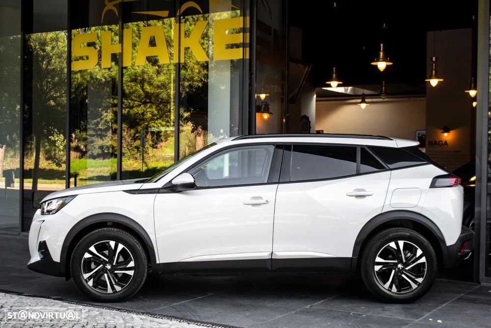 Peugeot 2008 1.2 PureTech Allure EAT8 - 5