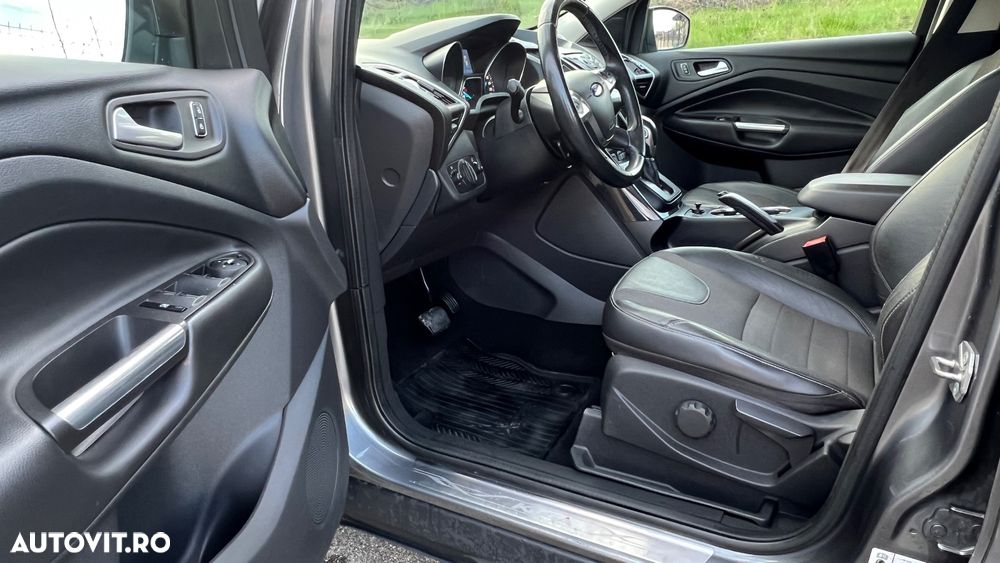 Ford Kuga ver-2-0-tdci-powershift-4wd-titanium - 6